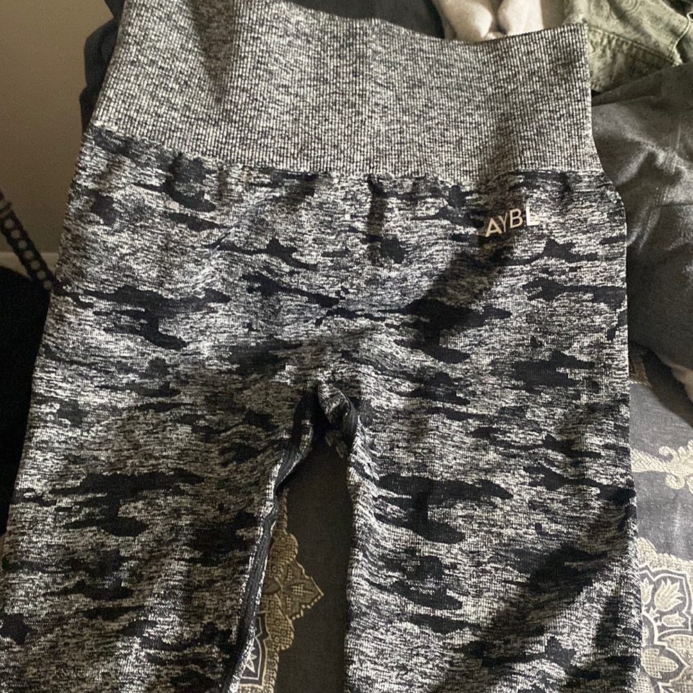 gym leggings